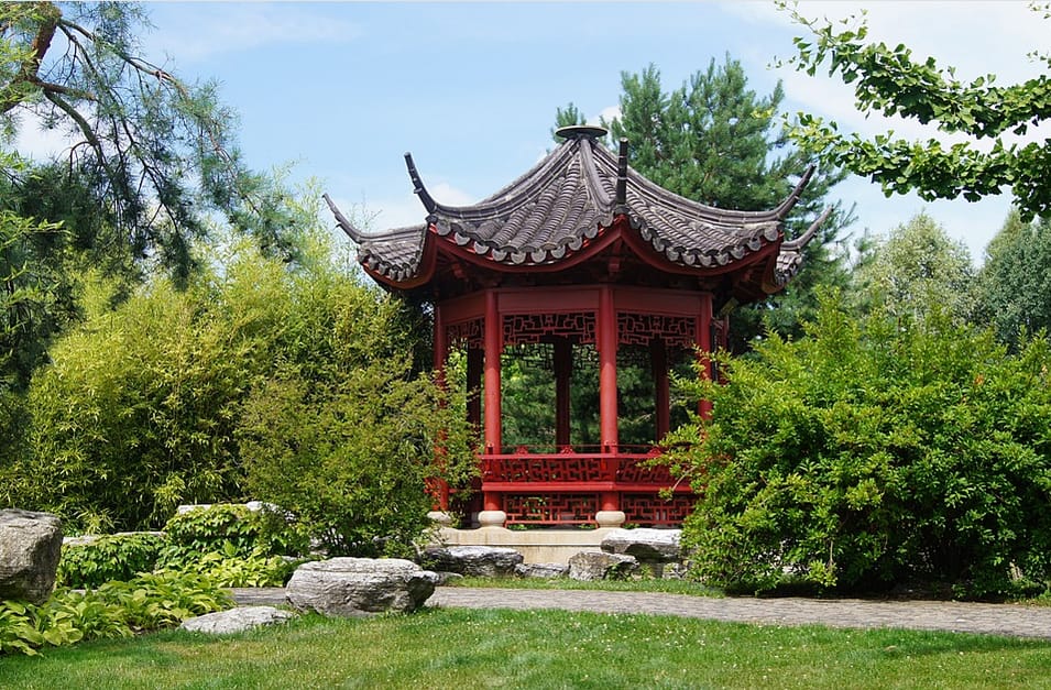 enhances the compound